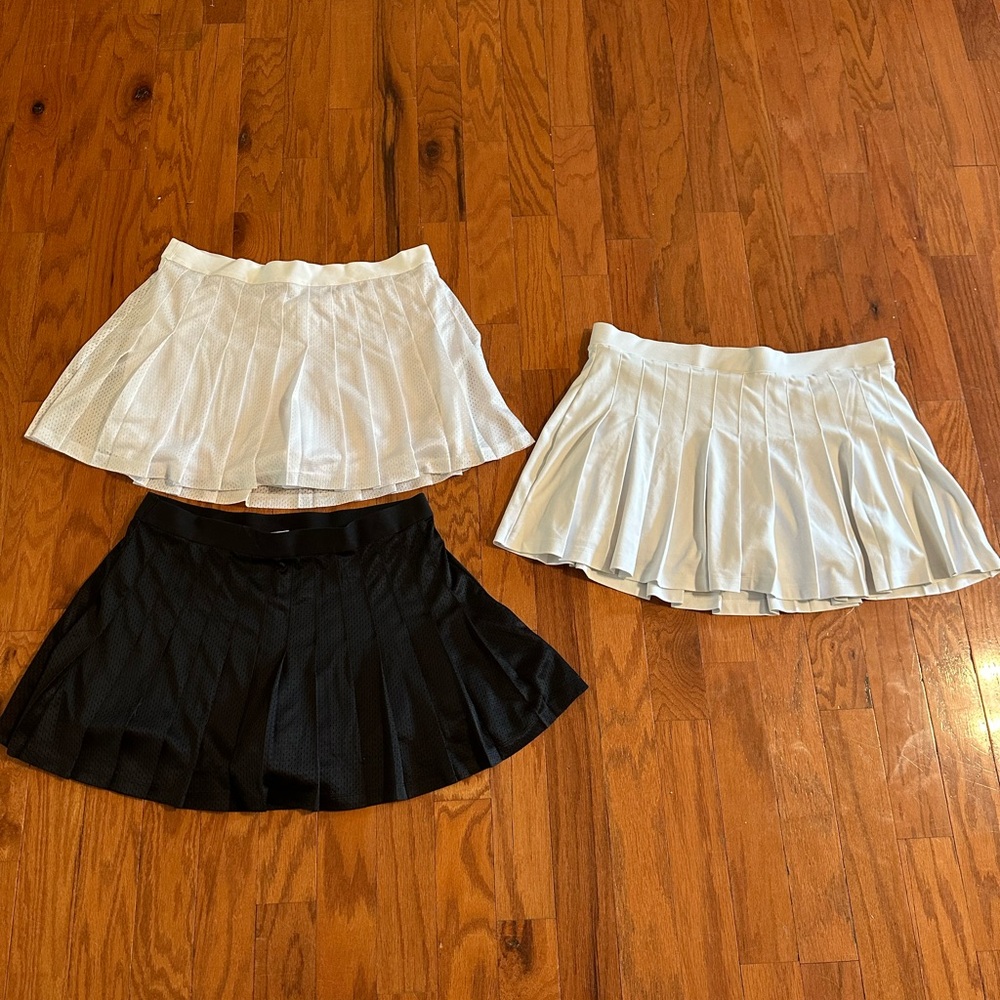 NWOT VS PINK pleated athletic skirt bundle